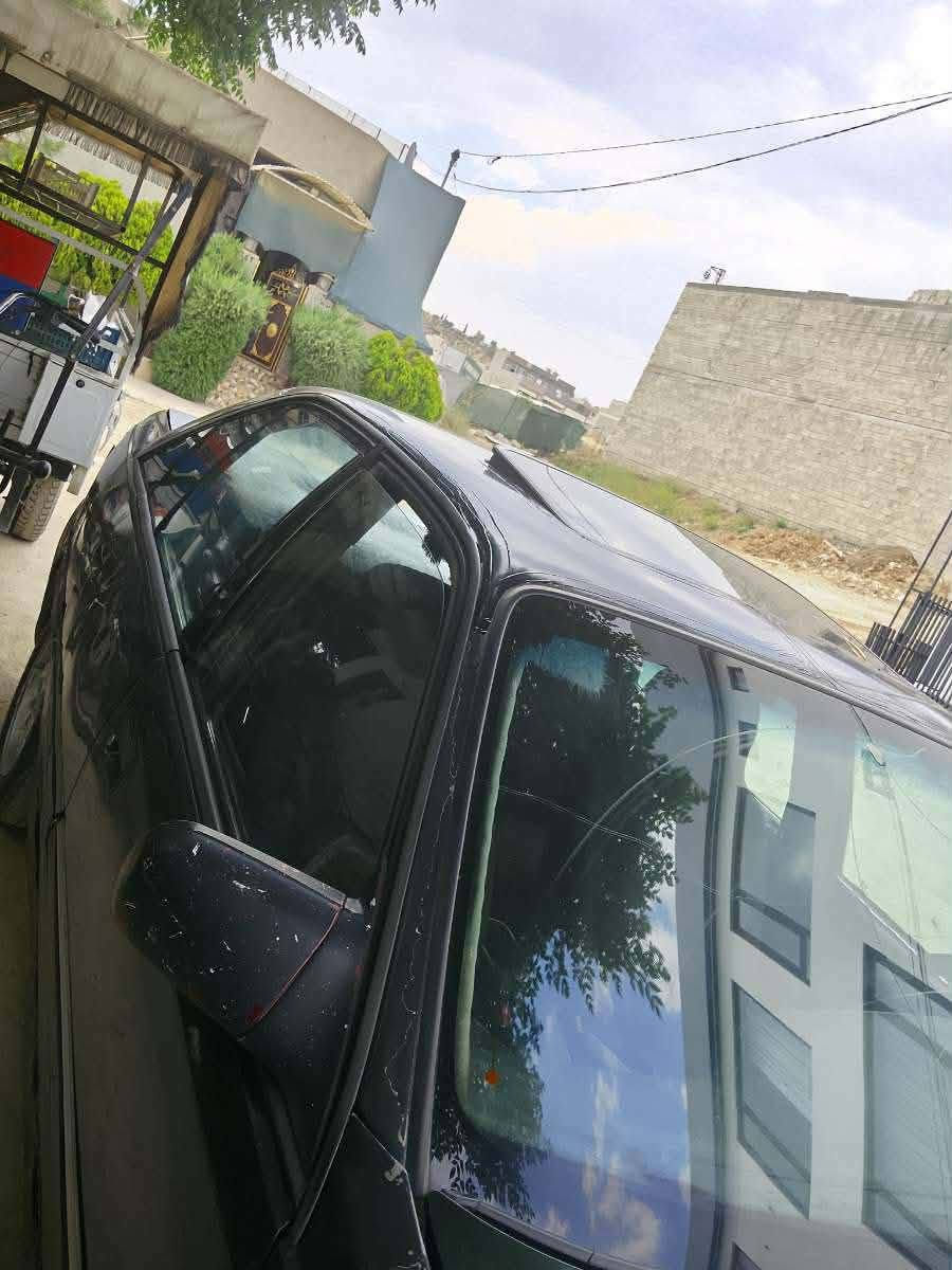 لەهیچ شوێنێک سەیارەی ئاوا چاک و باش ناکڕی بەو پارەیە خوار هەمو بازار ٩گەڵاو ١٠ هەزار قفڵ قفڵی بۆ مەعامەلە تێل مەکە چونکە یەک سەنت کەمتر نابێ ئۆپڵ  ئۆمیگا مۆدێل ۹۳  مەکینە ۲۰ی گێڕ عادی  سڵاید  قفڵ مەرکەزی  گەرمیو کارەبای هەموگیانی بەشەرت گێرومەکینەوئەکسل بەشەر  چوار تایەو  ویلی لۆکیلەژێرە    ڕزیویو خایساتی نیە کامل پێشی کراوە بەزینۆن  پێشو دوای کەپسە بێدەعمو لێدران  سەرفی نیە   سەنەوی عەسڵیو وەکالەشی لەگەڵە بەشەرتی ئەوەلیاتو سەد مەفرەزەو هەمو شەرتێ  قفڵی ۹ گەڵاو ١٠ هەزار   قفڵیەتی  ژ.م *********** >*********** السليمانية, العراق
