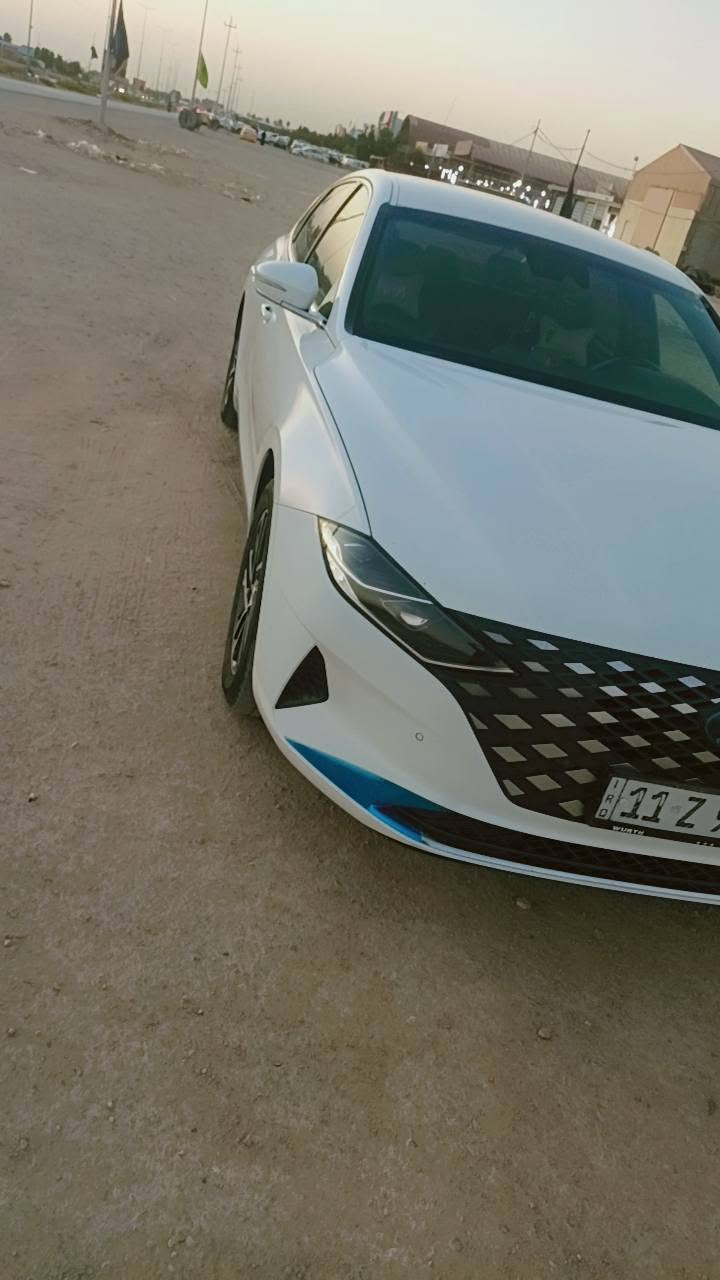 السلام عليكم

للبيع   

هيونداي ازيرا موديل ٢٠٢٣ وارد كوري غاز بلاد 

مكينه ٦ سلندر V

المواصفات السيارة فول الفول كفاله عامه من الشخط  سونار مكينه كرير خير من الله السيارة جديدة بمعنة الكلام  

عداد ديجيتال متصل شاشه

رادرات اماميه خلفيه جانبيه مع حساسات

٣٦٠ درجة 
كامره امامي تسجيل مع خزن 

مع مانع تصادم جانبي عند الاجتاز ترجعك للمسار  

نقطه عمياء 

تحديد مسار كروس سياقة ذاتيه 

ترحيب مع كشافات 

مري شفط

اوتو هولد 

سايد بريك بصمه 

تبريد شاشه

كشن السايق كهرباء مع تدفئة و تبريد

كشن العكسي تدفئة

ستيرن تدفئة هيتر

تبريد مناخي 4 وضعيات

تبريد خلفي

صندوق ذكي 

تشغيل عن بعد

3 بصمات مع التشغيل

لايت زنون عالي ناصي متحرك 

السعر 220 وبيها مجال 
رقم بغداد بسمي 
مشروع وطني تحول ثاني يوم
للاستفسار
***********
