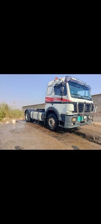 شاحنة • للبيع