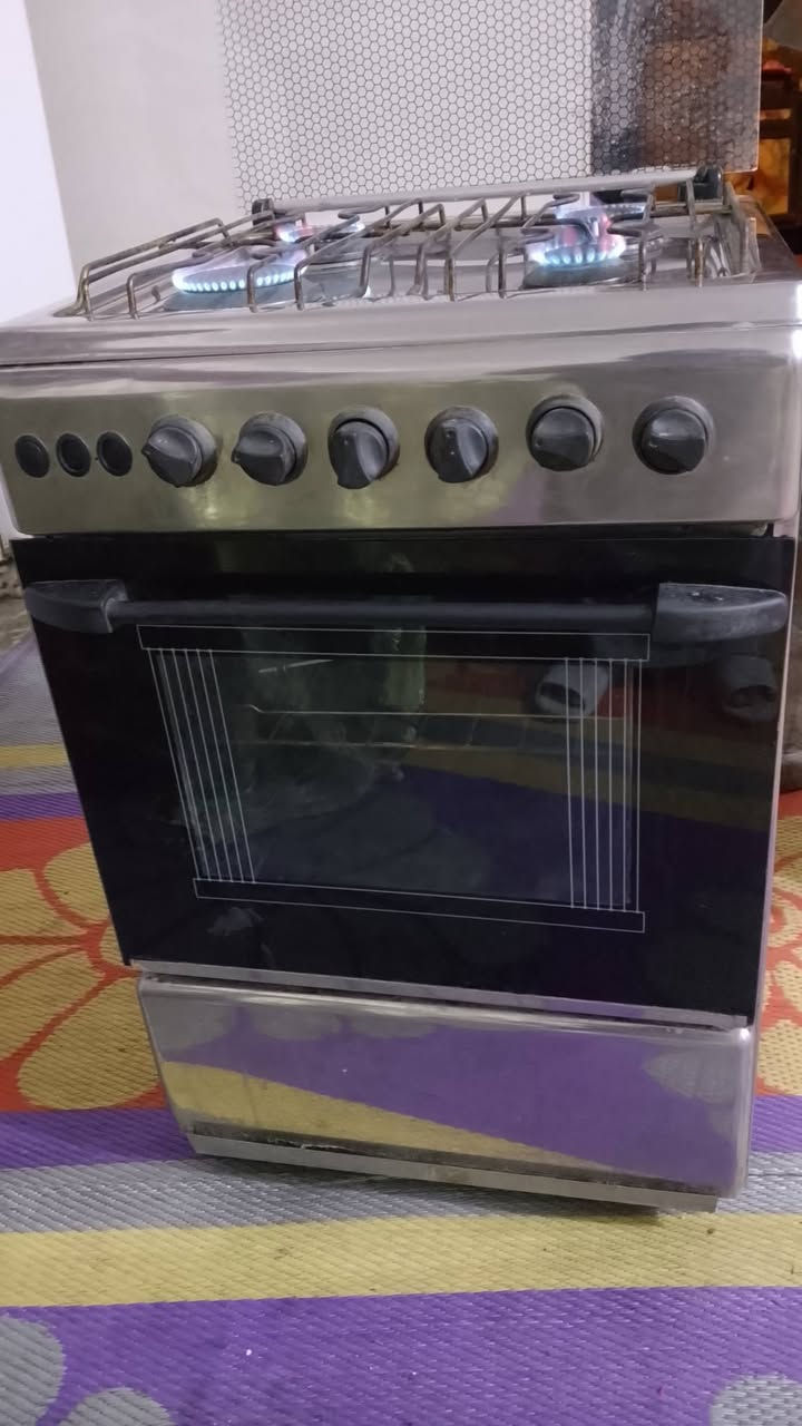 طباخ مصري 4 عيون اخو الجديد السعر 125 بي مجال ***********
