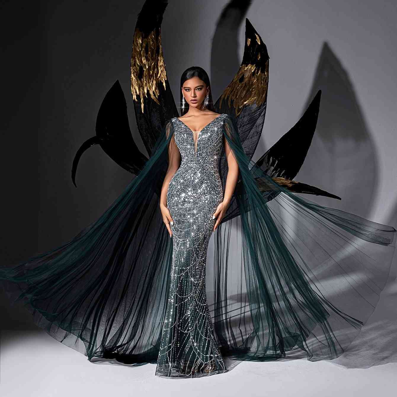 فستان سهرة ماركة شي إن ✨
فستان فخم وأنيق كلش، جديد غير مستعمل
تصميم راقي يبرز الجسم ومناسب للسهرات والمناسبات 💃
🔹 فتحة صدر V أنيقة
🔹 ظهر مفتوح بسحاب مخفي
🔹 قماش ترتر لامع وفخم
📏 القياس: 2XL
💰 السعر: ٥٠ ألف واتساب ***********
