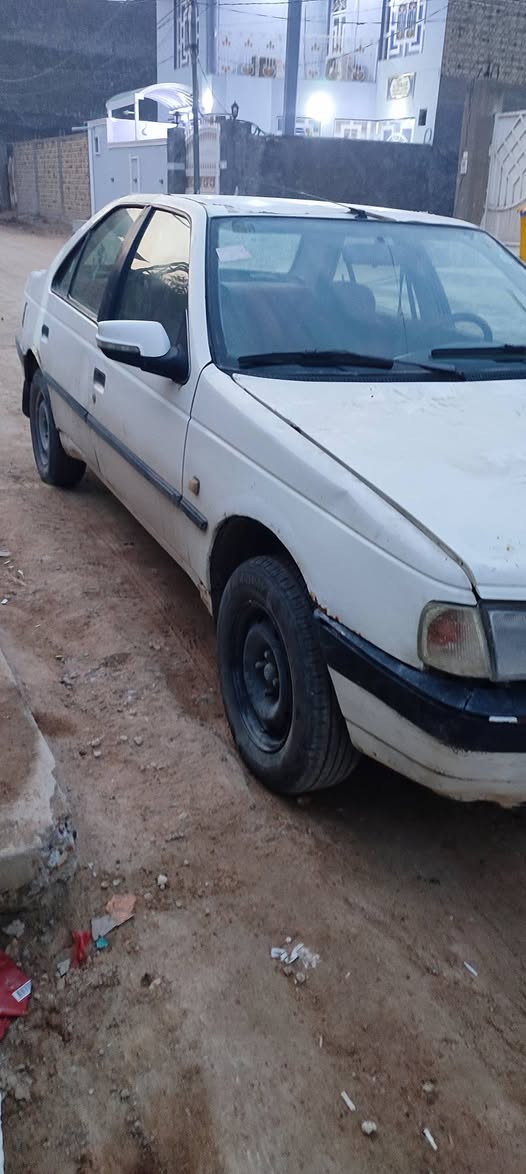 السلام عليكم بيجو روا موديل 2009 رقم نجف انكليزي بسمي مكينه نضيفه كير بس الرابع يفلت سعر 24 وبيهة مجال تخم تاير جديد مكان نجف قضاء المناذره رقم ***********
