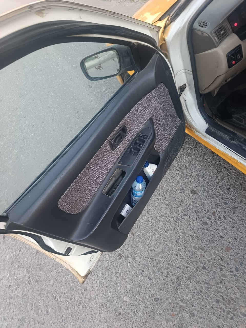 سلام عليكم للبيع نيسان صني موديل 95 كير محرك كورلا توماتيك بالشرط صدر جديد منضومه تبريد كامله دفتر بانزين بيها شرط الوكالة داخلها كلش كلش نضيف سعرها 28 و بيها مجال بسيط شراي خابر وتدلل مكاني كركوك كركوك
***********
