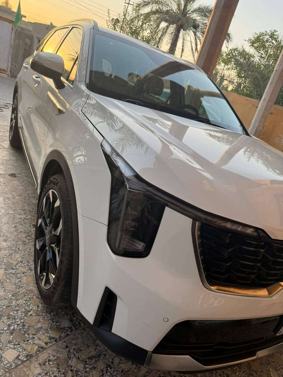 سورنتو مديل 2025 خليجي ماشيه 15 الف  كفاله عامه للبيع فقط السعر 305 ورقه للاستفسار ***********
