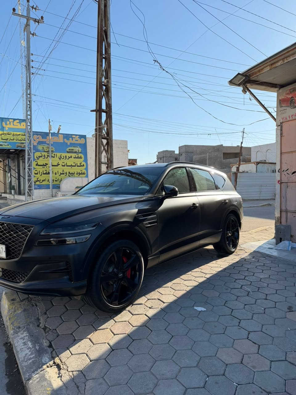 السلام عليكم

جنسز Gv80 سبورت برستيج 2024
محرك 4 سلندر 2500 توين تيربو
ماشيه 39 الف
السيارة فول مواصفات 1/1 أعلى فئة 
المواصفات
1.بانوراما
3.كشنات جلد ابيض بلادي مع تدفئه وتبريد بالكشنات وكهرباء
4.كشن السائق مساج
5.بانوراما
6.كامرات 5 محيطيه 3D
7.السياره تتقدم وترجع بالبصمه
8.حساسات اماميه خلفي
9.اوتو بارك (تطبك بين سيارتين)
10.عدادات ثيم متغيره حسب وضعيه القياده
11.نظام 3D بشاشة العداد
12.نظام صوت lexicon 21 سماعه
13.مره شفط مع Auto Dim
14.انظمه قياده عدد 4
15.صندوك كهرباء
16.ويل كب حجم 20 تو سايز
17.كاربون فايبر بالابواب والداشبور
18.تشغيل عن بعد
19.شفتات بالمقود 
20.خزن ميموري
21.خاصيه الخروج المريح
22.صندوك ذكي عن الاقتراب
23.نظام الترحيب عند الاقتراب
24.لايت تفاعلي
25.هاند بريك بصمه
26.اوتو هولد
27.قيادة ذاتي
28.قماره كنتار
29.مقود كهربائي
31.داتا شو
وارد امريكي ضررها جاملغ امامي ايسر وشوية من البنيد 
الشاصي والراديترات مكفوله 
رقمها بغداد مميز باسمي 
***********
