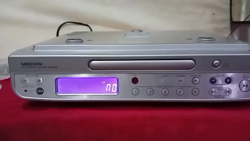 سستم الماني ميديون
سيدي اوديو 
موجات الراديو fm1+fm2+mw
شغال بالكامل
كل الشرح بالفيديو بالفيديو
للأتصال ***********
السعر 38 مع التوصيل
