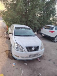 جيلي ٢٠١٢ • رقم انكليزي • مكفوله