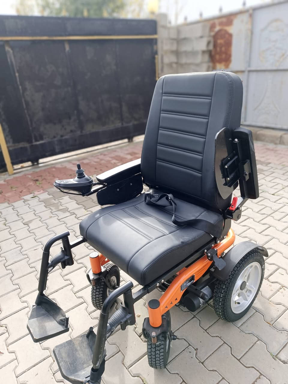 للبيع عرابة اجيات الخاصة سعر 800 بي مجال رقم ***********
