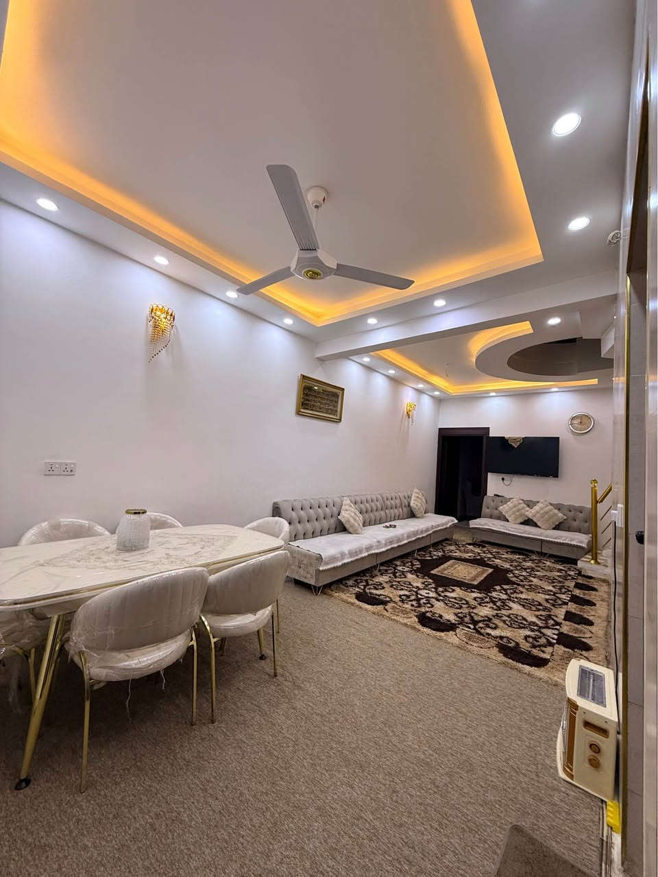 دار للبيع سند طابو ملك صرف

المساحة 120 متر واجهة 6 عمق 20 

الموقع حي الحدباء قرب جامع الغفران

طابقين 4 غرف نوم 

بناء مرتب جاهز للسكن

للاستفسار الاتصال بالارقام

***********

***********

او مراجعة مكتب بيت الحضارة للعقار الكائن في حي الوحدة قرب سانكو مول وجامع الودود موصل, نينوى
