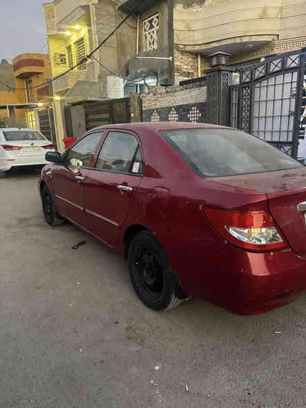 السلام عليكم 
‏BYD F3 2012گير عادي 
مكفولة كفالة عامة قطرة صبغ مابيها 
بأسمي السيارة تحويل مباشر وأرقامها أنكليزي الدولي وهزتها ما منتهيه
ملاحظة هاي الفوگانيات آني متربهن السيارة جرادها خفيف + بس البنيد شويه جراده قوي
مكاني بغداد تقاطع الدرويش

***********
