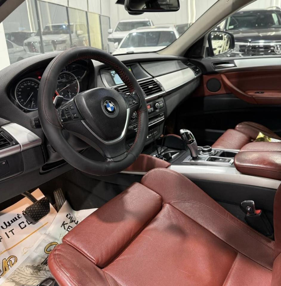 X6 2013 عروش
مرغوب N55 6 turbo
306 حصان 🚀🚀
xdrive 4*4
كامرات 360 درجه
4 ابواب شفط
كشنات خزن 
كشافات ضباب حسب القياده
تبريد تدفئه 3 قطع
كير محرك كهربائيات شرط الفحص
ماشيه 115 الف مايل حقيقي
حداديه جديده
فلنجات دسكات كله جديد
سياره مال جناي صفرر مسج 
 
نقوصات السياره باب الشفط مال السايق الكيلون ينرادله تبديل يكلف تقريبا 50 دولار

ضرر السياره : هلال الجاملغ الخلفي وباب تبديل بشركه العروش على الكود و4 قطع بارد

السعر :185 ورقه وبي مجال
***********
