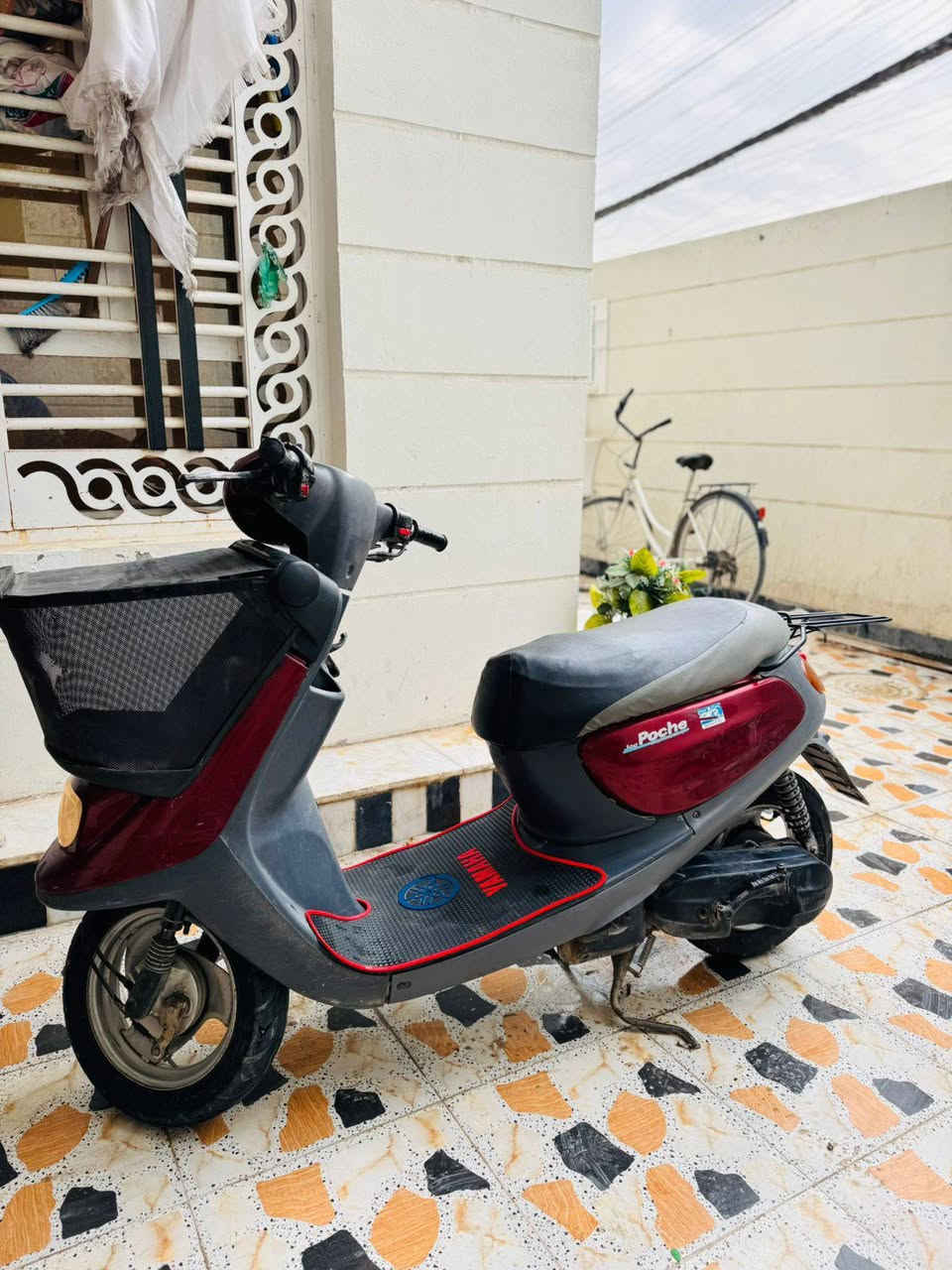 دراجه منغولي نضيفه كلش حلوه وكلشي شغال بيها ما مفتوحه عدا السلف 
السعر 400 وبيها مجال 
الرقم ***********
العنوان كربلاء حي القدس
