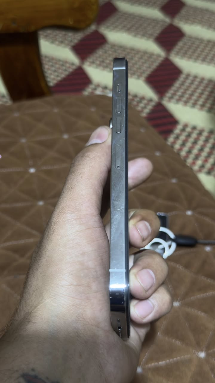 /13برو ماكس
شرق اوسط 256ب88

مبدل شاشه وكامره فيس ايدي شغال السعر 500 بي مجال بسيط ***********

