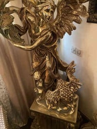 تمثال ذهبي • ٢م • ٣ قطع