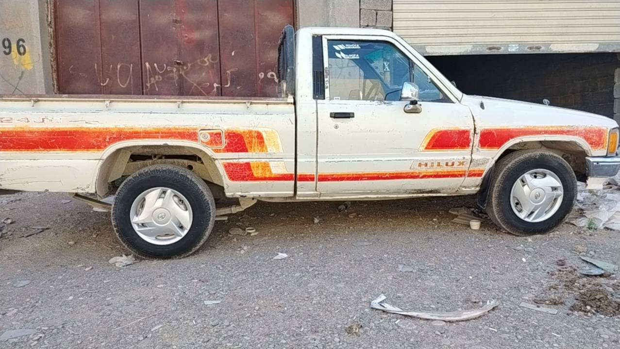 سلام عليكم سياره بيكم 1988 محرك بيه بدايه تنقيص كير وشاصي شرط بيها صبق حزام رقم بغداد نگليزي بسمي سعر 50 وبيها مجال شراي يتواصل وياي علا هاذا رقم ***********
