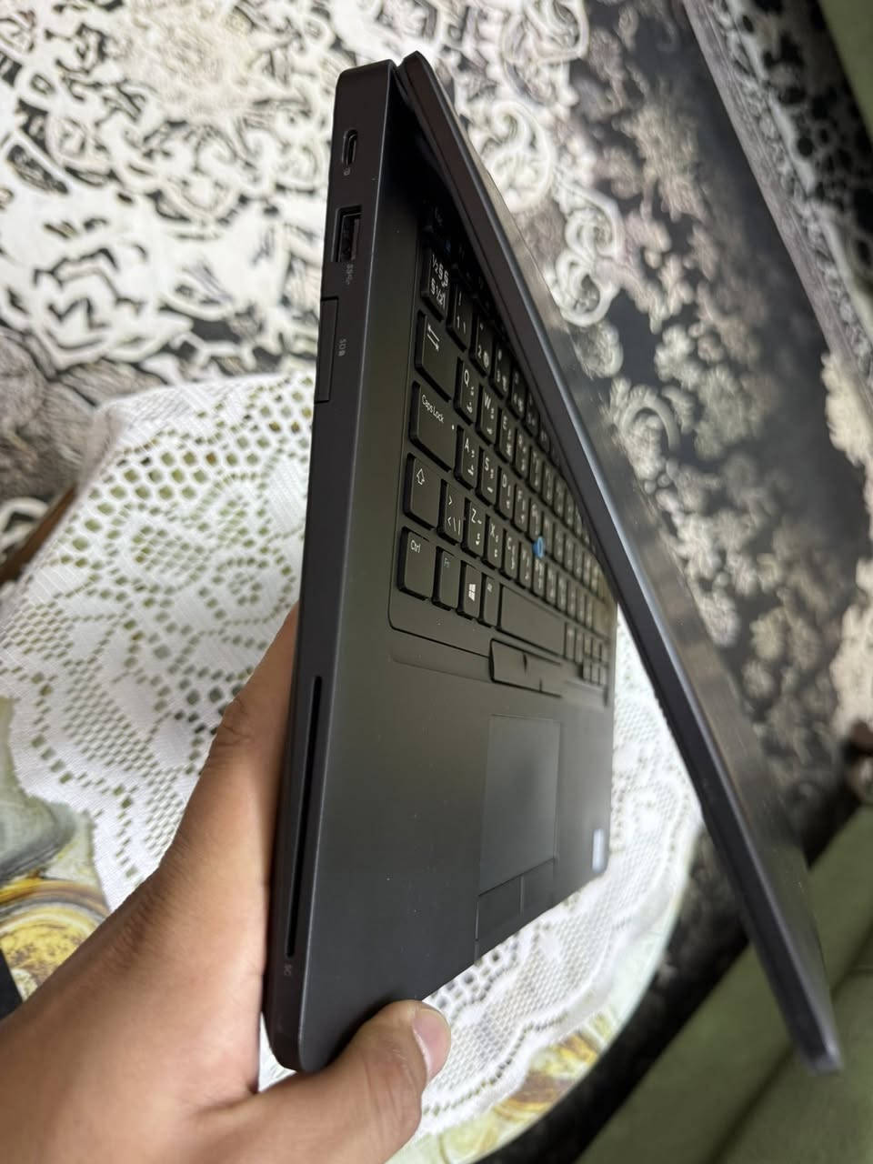 السلام عليكم ورحمة الله وبركاته
للبيع لابتوب DELL  core i5 8250u الجيل الثامن ssd 256 

حجم الشاشة 14 
السعر 280 الف
***********
