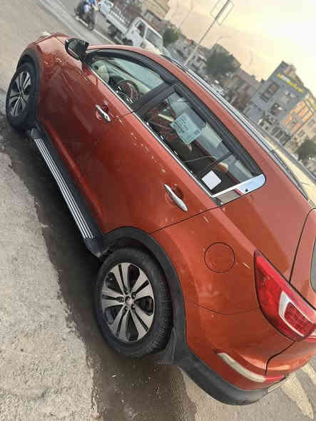 سلام عليكم سبورتج موديل 2013 خليجية السياره 
مكينة 2000 دوش السياره فول مواصفات 
بصمة تحكم ستيرن كامرة بصمة ابواب مري اشاير كشنات جلد مكينة وكير حلوات صدر جديد كشن كهرباء بانوراما قطعتين وهاي بية صبغ قطعتين فقط قبق جنطة وباب مكان السياره بغداد السعر 139 ***********
