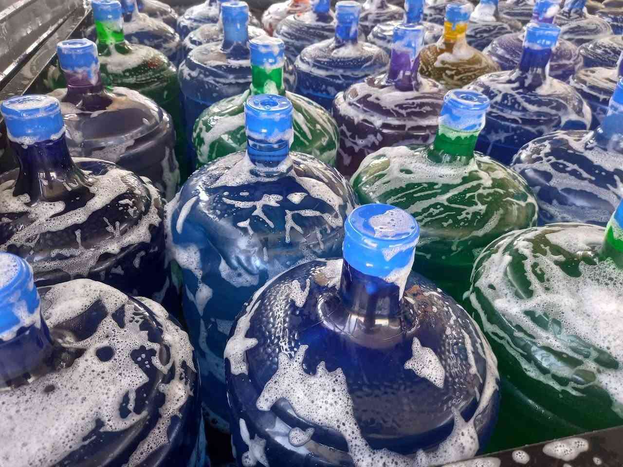 يسعدنا ان نقدم لكم خدمه توصيل #ماء_ارو خاصه بمجمع  بسمايه السكني
#الطلب والاستفسار.الاتصال على  الارقام التاليه محطه مياه الرؤيا  لخدمة توصيل ماء 💧RO واتساب
 *********** واتساب
 
 ***********واتساب
