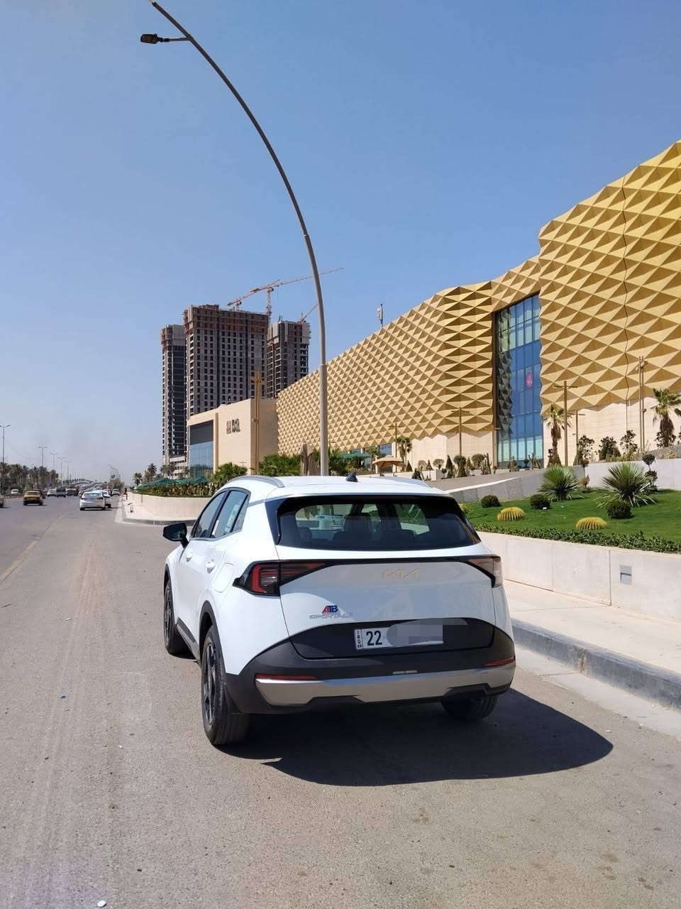 سبورتج ٢٠٢٦ خليجي زيرو رقم اربيل شرط التحويل كفالة ...
   نص مواصفات حساسات امامية و خلفية بصمة كامرة شاشة متصلة تبريد لمس منفصل هاند بريك بصمة رادارات جانبية توقف  ذاتي مانع تصادم جانبي تشغيل عن بعد مكاني بغداد الشعب السعر ٢٢٠ وبيها مجال بسيط جدا
***********
