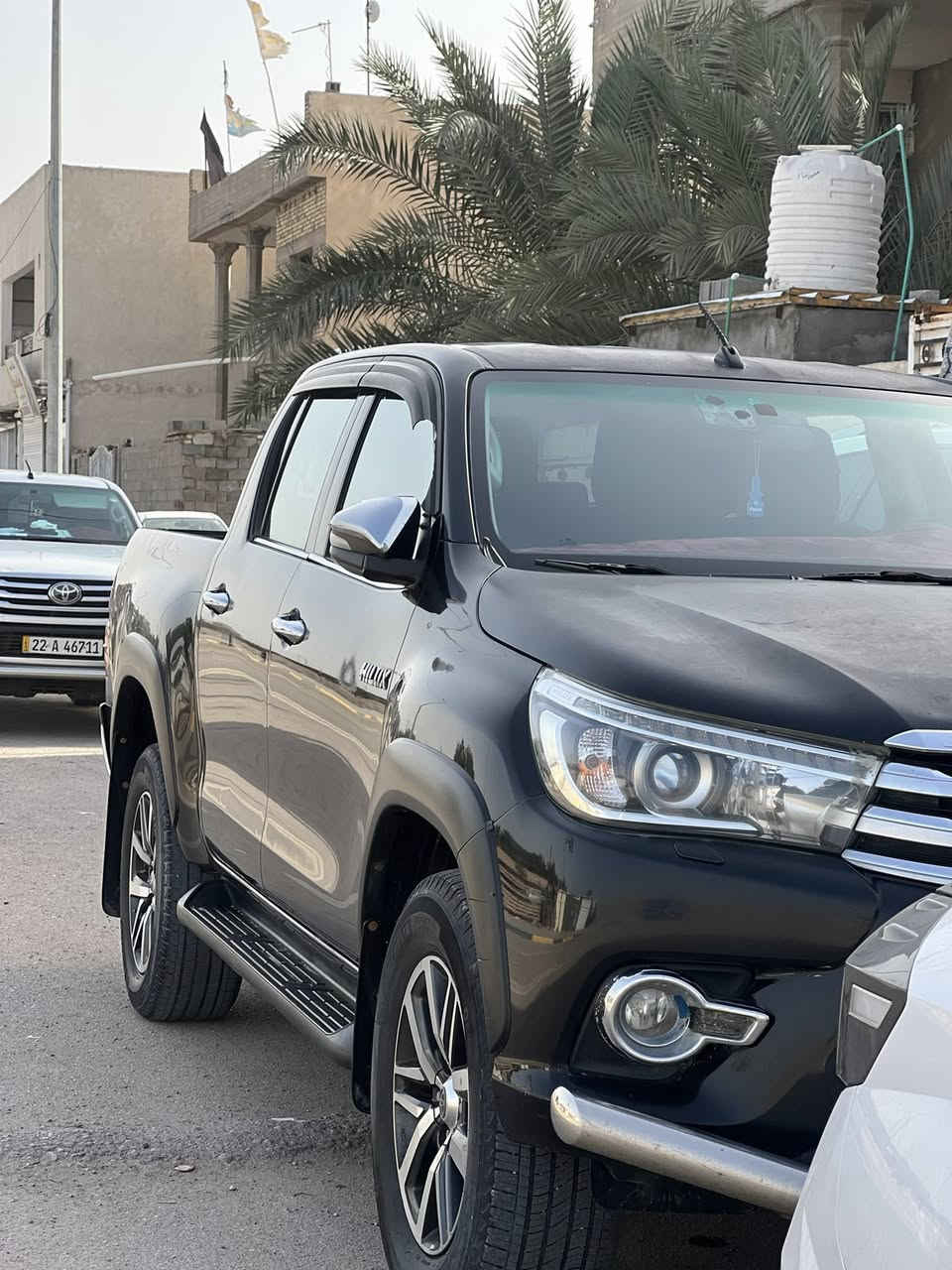 سلام عليكم بيكم دبلو عالي فول مواصفات مديل 2018بيها ضربه فقط في باب السايق الباقي مكفول كير محرك  فقط محركها مجفت  !!!كير اوتو تماتيك سياره جاهزه مناقصها أي شي سنويه جديده رقم أربيل سياره مغلقه كامله نانو السعر 250وبيها مجال مكاني البصرة رقم الهاتف ***********
