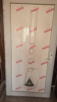 الرتفاع 2متر والعرض1متر مكاني بغداد 07756370999
