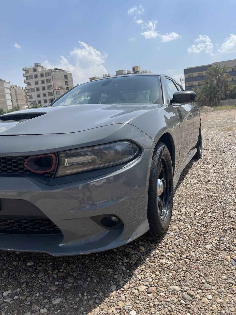 السلام عليكم جارجر مديل 19اصل
رقم بغداد بسمي منضومة غاز صدر مامي خلفي جديد مكان سيارة بغداد وباقي تفاصيل بلمنشور بابين صليات مبدلات سيارة جاهزة اي نقص مابيها ‪0772 536 0396‬
سعر 185
