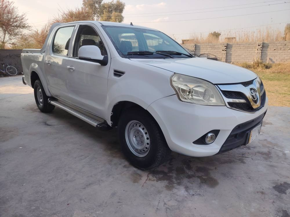 بيكم فوتون 2015 عاليه رقم بابل الماني شرط التحويل مكينه وكير مكفولات حداديه جديده تخم تايرجديد أرضيةمغلفه جلد السعر ٥٤ وبيها مجال *********** *********** بغداد, العراق
