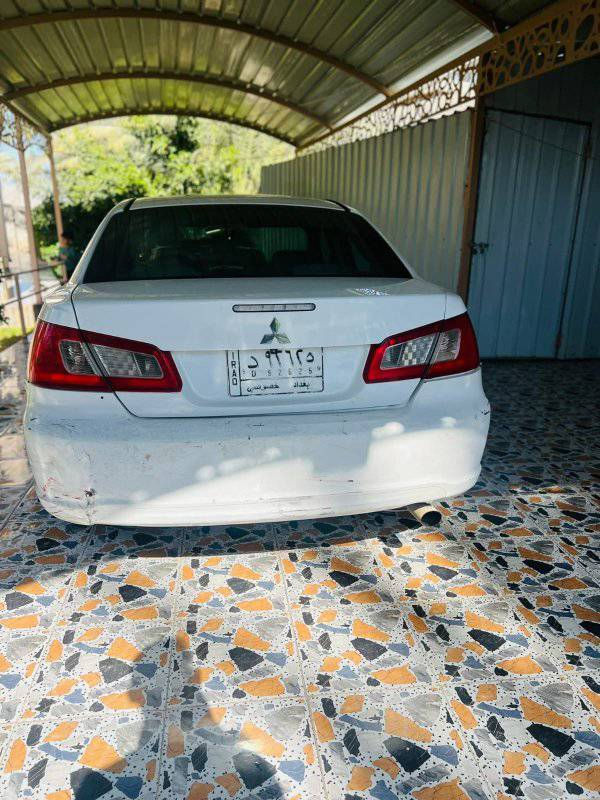 للبيع مسبوشي شركه القواس بدون تحويل وكاله كير محرك شرط جدد وتبريد ثلج غرفته جديد موديل 11مكان صلاح الدين الضلوعيه السعر 45وبيه مجال ***********
