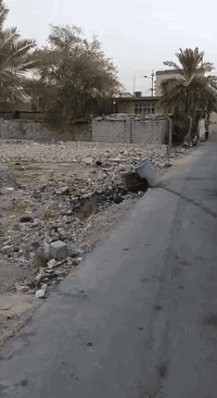 السلام عليكم القطعه للبيع زراعي جسر ديالى بل السواعد وراء الجامع تبعد عني  شارع الطابو 30 متر  قطعه 800 متر يبيع نصها او 280 او كلها 800 متر 
الهاتف ***********
