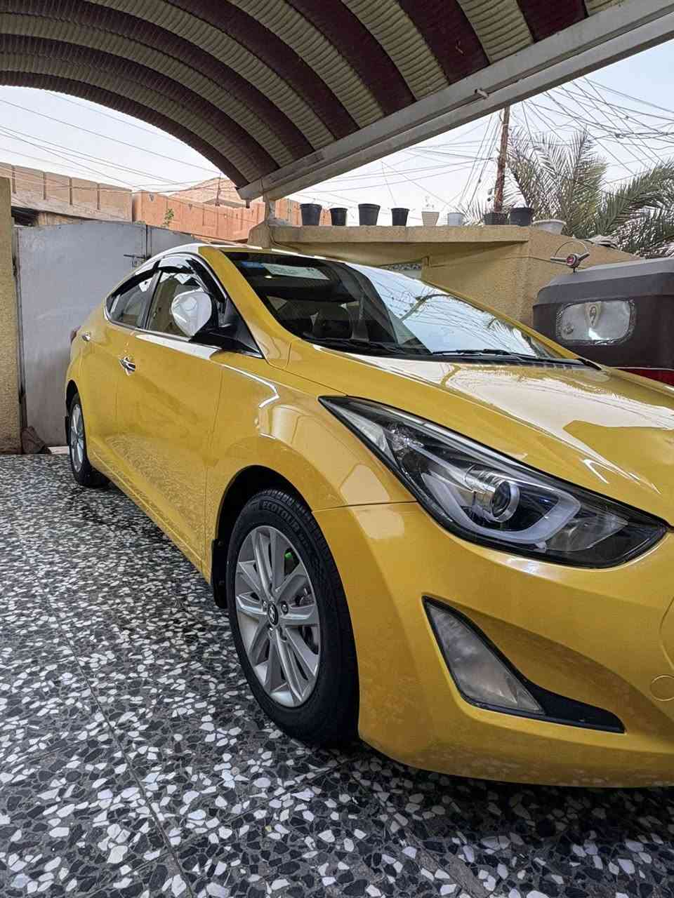 السلام عليكم 
النترا خليجي موديل 2016 سيارة فول مواصفات قطعتين تبريد محرك 1800 مري شفط ثلاجة السيارة مكفولة كفالة عامة صبغه وحده مكفولة من المعجون والفتح يعني من كلشي مكفوله تخم تاير صدر تبريد كير كله جديد السيارة جديده بمعنى الكلمة ماشية 150 باسمي تحويل ثاني يوم مكاني بغداد البلديات رقمي 
***********
