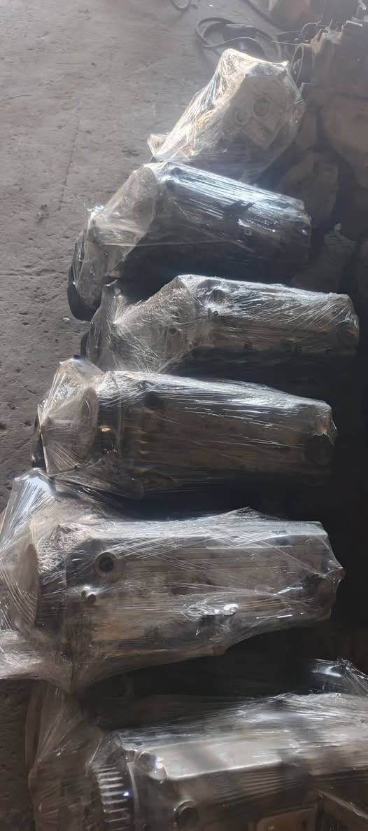 شباب تتوفر عندي محركات سايبا كيا برايد مع فيتر فتح وشد محركات ضمان 5اشهر مكاني بغداد المدائن رقمي 
***********
