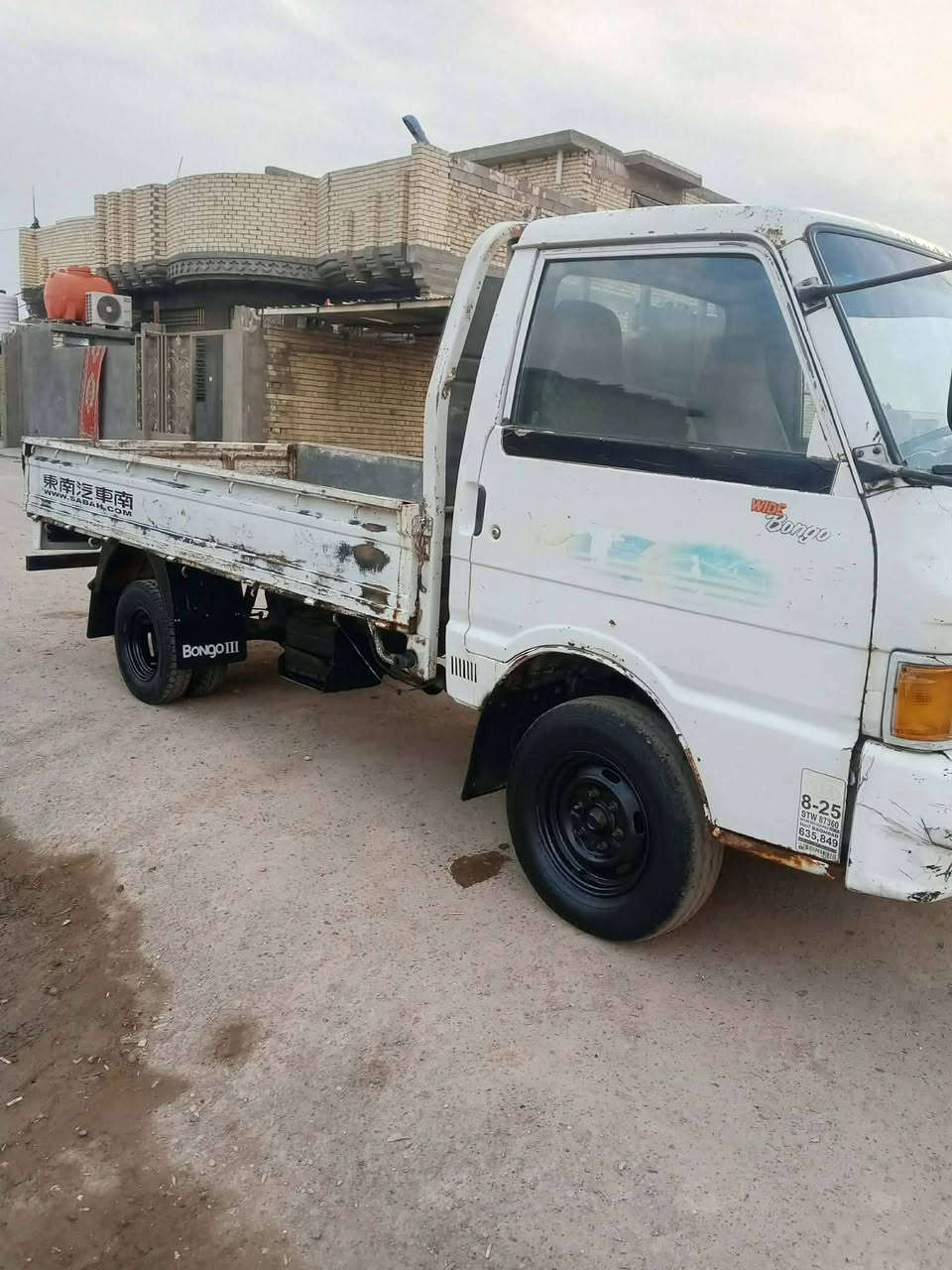 السلام عليكم كيا موديل 95 مكان بغداد المعامل السعر 44 سنويه لل 27 ***********
