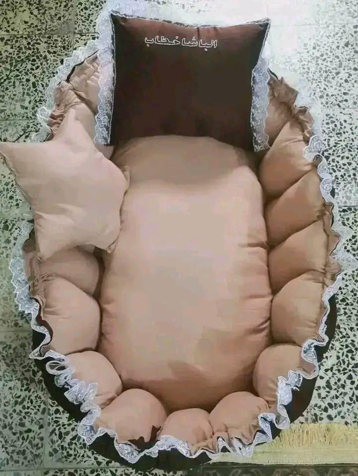 #عش طفل مع مخدة ونجمة يكفي لعمر سنة ب ٢٠ مع تطريز اسم البيبي على المخدة
توجد خدمة توصيل لكافة مناطق سامراء والدور وتكريت وصلاح الدين 🚕 سامراء, صلاح الدين


**إذا كنت صاحب هذا الإعلان وتريد حذفه لأي سبب، رجاءا أرسل رسالة إلى الدعم الفني**