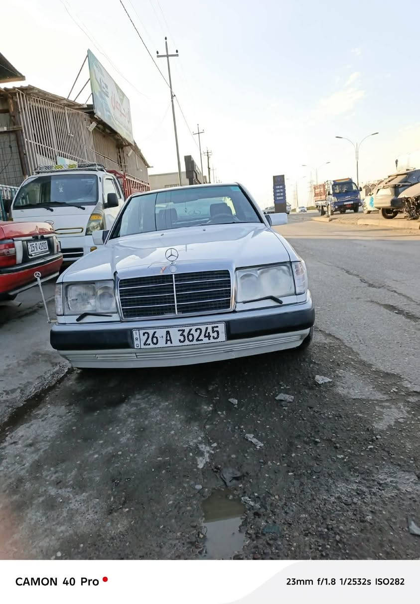 دب 300 موديل 91 بدون صبغ مكينه عنكبوت كهربائيات كلها شغاله بسمي 65 وبي مجال مكان الموصل *********** واتساب مفتوح الخط مقفل
