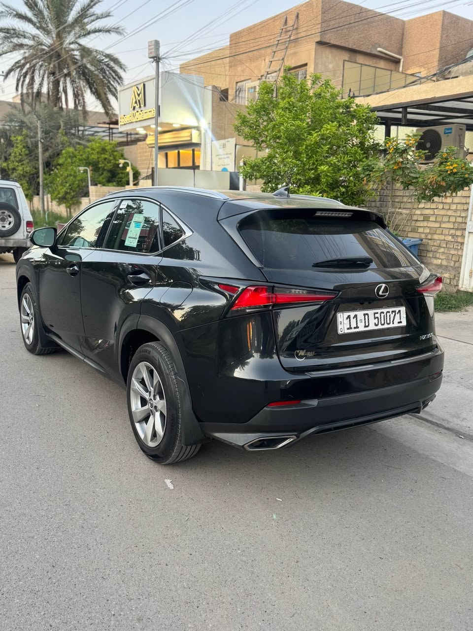 لكزز Nx موديل 2020 سياره جديده كلش 
مكفوله من ضربه وصبغ وتبديل كلش حلوه
كلين تايتل كفاله
فول مواصفات
بصمه فتحه
تبريد وتدفئه بلكراسي
كراسي كهرباء 
جلد احمر واسود 
ذاكره كشن 
صندوق كهرباء
رادار امامي وجاني 
محرك 2000 تيربو
سياره جاهزه وحلوه حيل 
سعرهة 235$ وبيهة مجال 
بيع او مراوس 
مكاني بغداد
*********** بغداد, العراق
