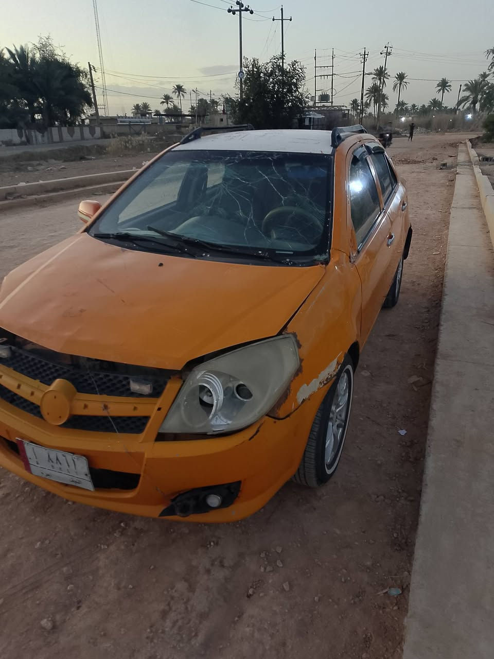 السلام عليكم سيارة جيلي البيع كامل حدادية وكهربائيات كير ومحرك كورلة رقم نجف سعر مناسب ***********
