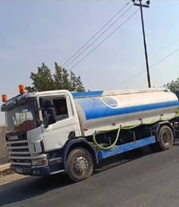 سكانيا • تنكر • ٢٠٠٤