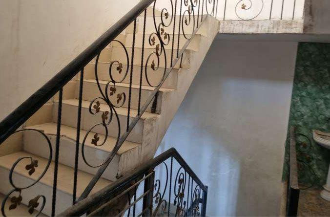 للايجــــــــــــار ✅ 
.
بيت طابقين للايجار في دور الصحه موقع ممتاز
.

مواصفات البيت / 

اربع غرف منام ، صاله ، استقبال ، مطبخ ، صحيات ، كراج 

سعر الايجار مليون ونص

✅ الذهبي للاستثمار العقاري ✅

#مجــــــاز_قانــــــــونيــاً
—————————————
#ملاحظه لعملائنا الكرام يتوفر لدينا عروض عقاريه بيوت للبيع والايجار في كافة مناطق محافظة البصره كذلك يتوفر لدينا بنايات تجاريه للبيع في مناطق ممتازه بوارد شهري ممتاز 
‏‌‎ للمعلومات اكثر التواصل على الارقام الموضحه او زيارة
الموقع 
البصره_ شارع عام حي الزهراء _ قرب مستشفى النفط
***********

.
رابط القناة 

https://t.me/ooliiy

.
#عقارات #بيت #دار #للبيع #استثمار #البصرة #العقارات #الجنينه #الطويسه #كورنيش_شط_العرب #ايجار #بيع 
#مركز_البصرة
