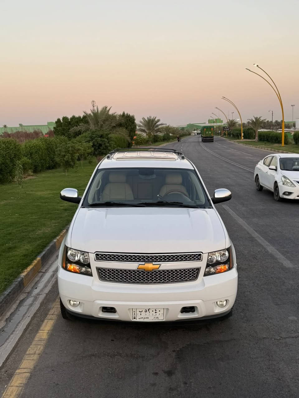 تاهو 2012 Ltz ماشيه 140الف  خليجيه مكفوله
السعر 260  ورقه وجاله بسيط 
***********
