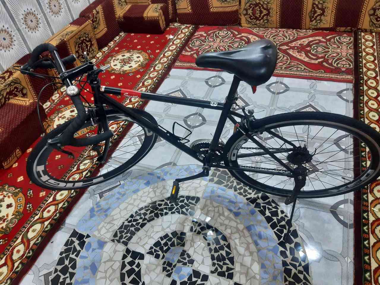 بيسكل حاوية ( دراجة هوائية ) رياضي ياباني اصلي للبيع
دراجة هوائية ( بيسكل ) رياضي سبورت للبيع
سعر ب ١٥٠ الف و بيه مجال 
***********
