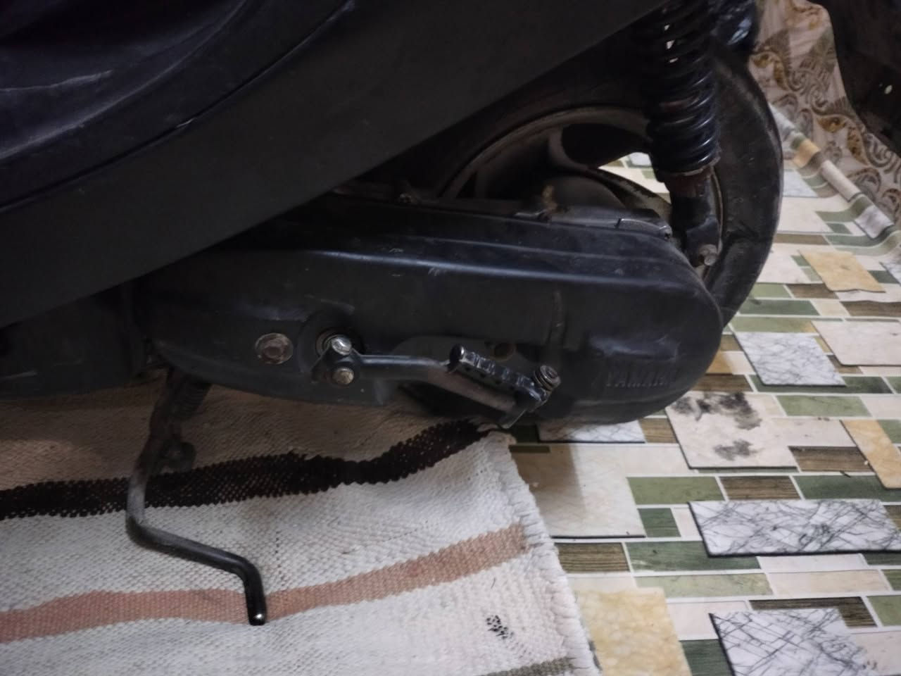 سلام عليكم ورحمة اخوان هاي بيجي تسع زروف لبيع دراجته نضيفه وناعمه ما مفتوحه أو ملعوب بيها كلشي بيها شغال ما عدا عداد سرعه واير مقطوع تشغل سلف وهندر دراجته نظافتها حلوه سعرها 350وبيها مجال لشراي مكاني بصره حي شرطه مقابيل حيانيه شارع طاك رقمي ***********
