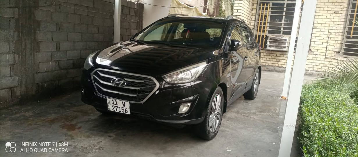 السلام عليكم
توسان 2014.  وارد امريكي رقم بغداد بأسمي. فول مواصفات 1/1. لمتد
بصمة تشغيل
بصمة ابواب. وصندوق
شاشة بلادية. كاميرا 
جلد قرميدي بلادي
ومغلفة جلد قرميدي. درجة اولى موضح بالصور
كراسي كهرباء
بانوراما طگتين
مري شفط
لدات امامي خلفي
زنون عالي ناصي
تدفئة كشنات
ماشية 140 الف حقيقي
محرك 2400GDI. 
گير محرك حدادية كفالة
تبريد قطعتين.
تحكمات جهتين
فور ويل
حادثها وسونارها موضح بالصور
السعر 129. بيه مجال قليل.
مكاني بابل. /ناحية الامام /  منطقة الامام. علي بن الحسين.
***********
