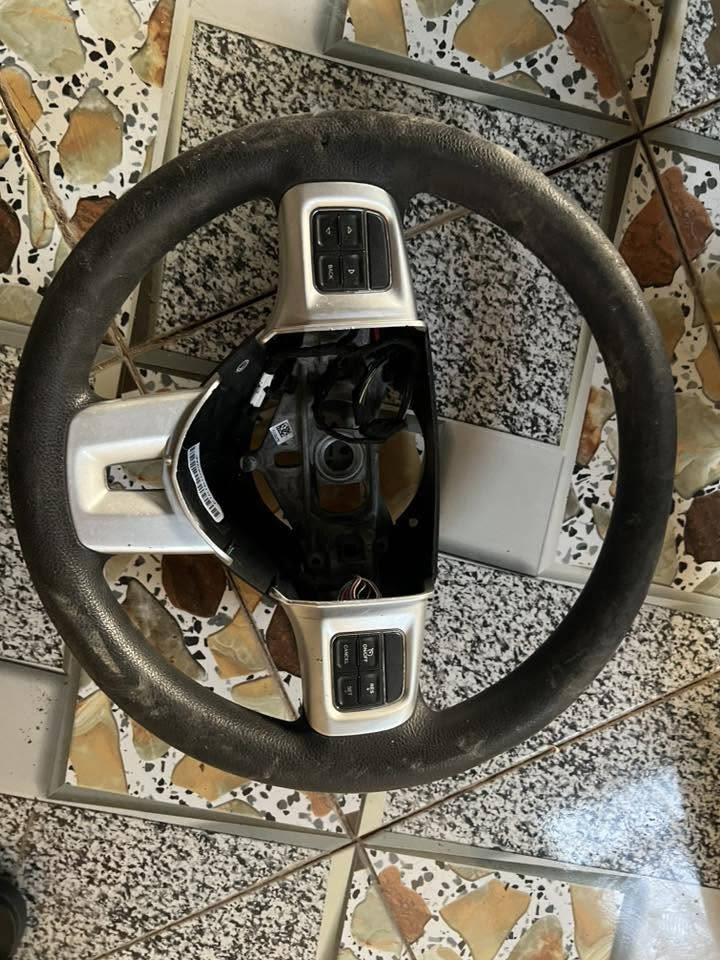 غراض للبيع كيم وخذ ‭***********‬
شرط جدد كلهن

