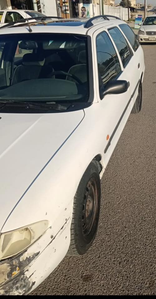 السلام عليكم
فورد مونديو موديل ٩٤
كير اوتوماتيك
سنوية ورقم اخضر
السعر ٢٥ ورقة
التواصل على الهاتف
***********
