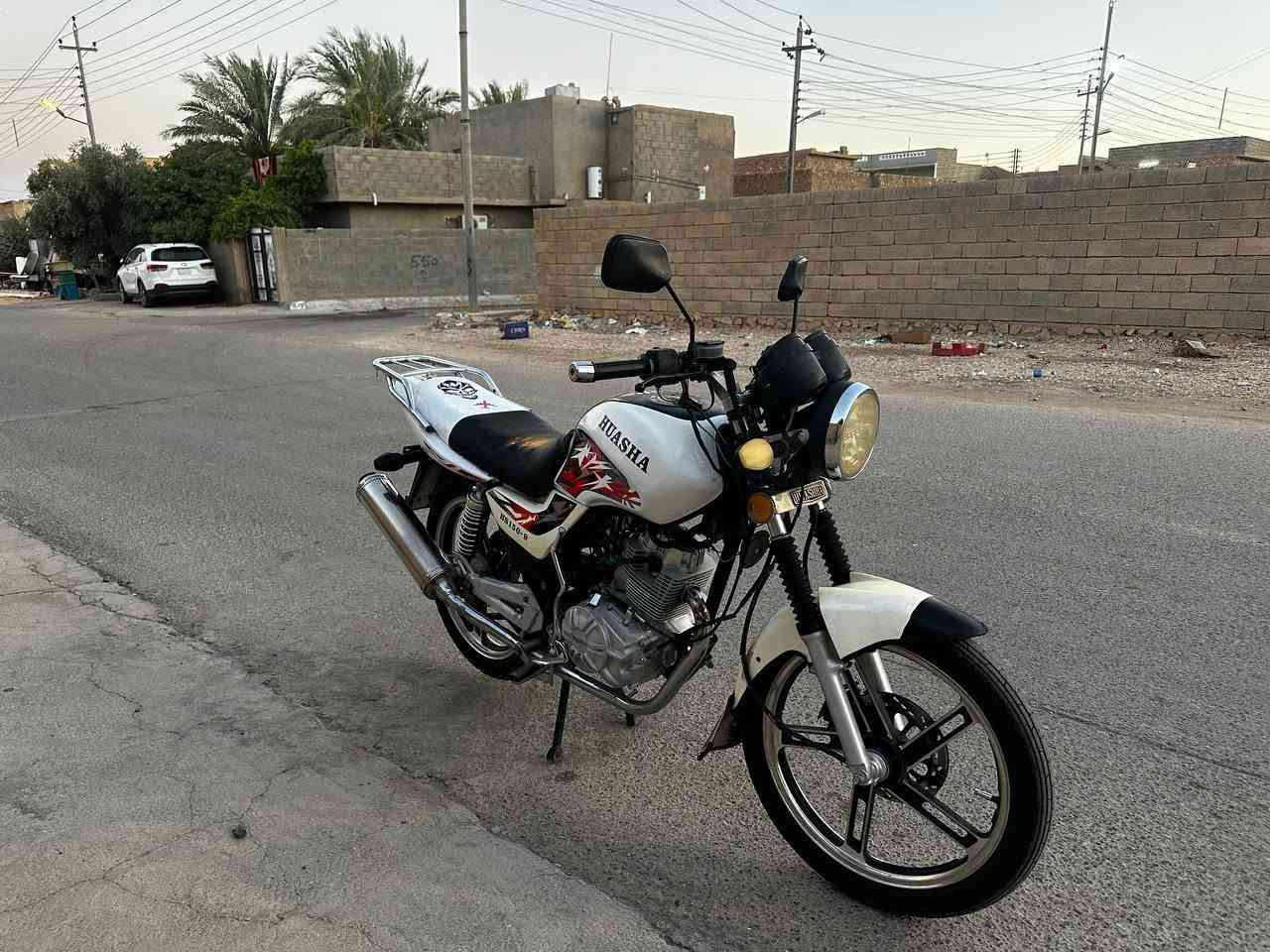 السلام عليكم هيوشه 2022 للبيع ماطور نضيف وناعم ما ناقصه شي محرك مكفول كهربائيات تايرات كابريتر جديده السعر 850 وبي مجال يرهم بيع ومراوس للاستفسار خاص او على هاذا الرقم ***********
