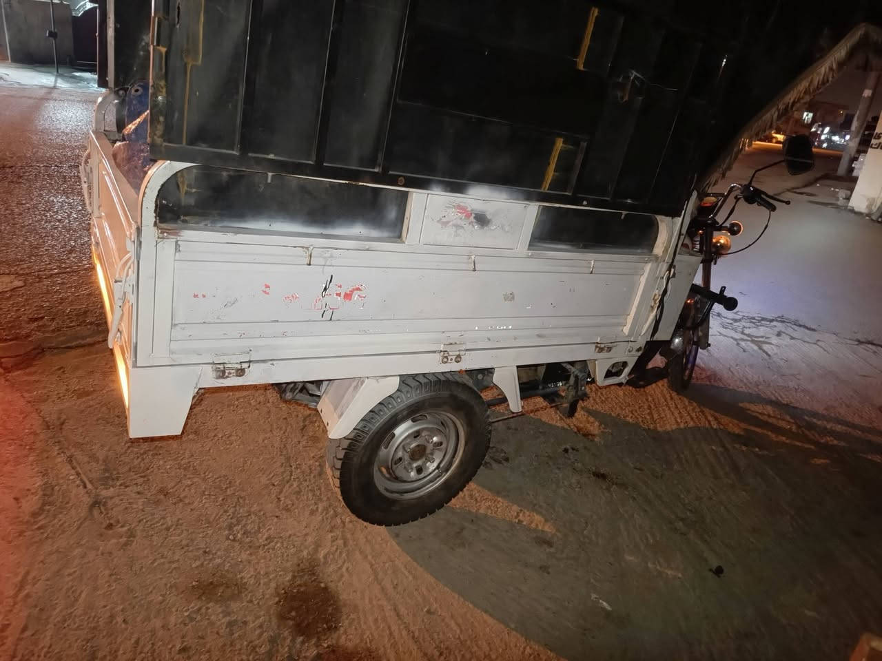 للبيع 2020 شاصي بشرط  الموشراي لا يتصل ***********
