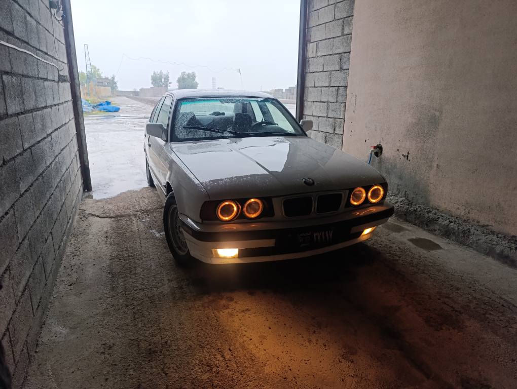 بیئێم مۆدیل 1990 520 فولحادیە سەیارەکە بەس سڵایتە   تاقم وەیار405 ئەکسل قفڵ تایەی پێ وێران بکە گیڕ مەکینە بەشەرت هەڵمیشی نیە  نەک بوخار  سەیارەکە  کەپسە  بێ زەڕبە  ئاڕم پلستیک  بەشەرت شەنسی ڕەقەمیشی ئەسڵی    موشتەریت  لەخزمەتام  دەنا ماندوم مەکە گۆڕینەوەش دەکەم  بەدڵمبیت رانية, السليمانية


**إذا كنت صاحب هذا الإعلان وتريد حذفه لأي سبب، رجاءا أرسل رسالة إلى الدعم الفني**