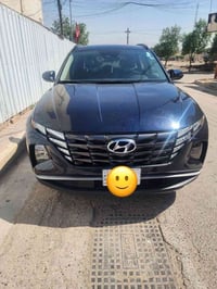 سياره توسان  مديل ٢٣  سياره نضيفه خمس بصمات تشغيل عن بعد تخم تاير جديد...