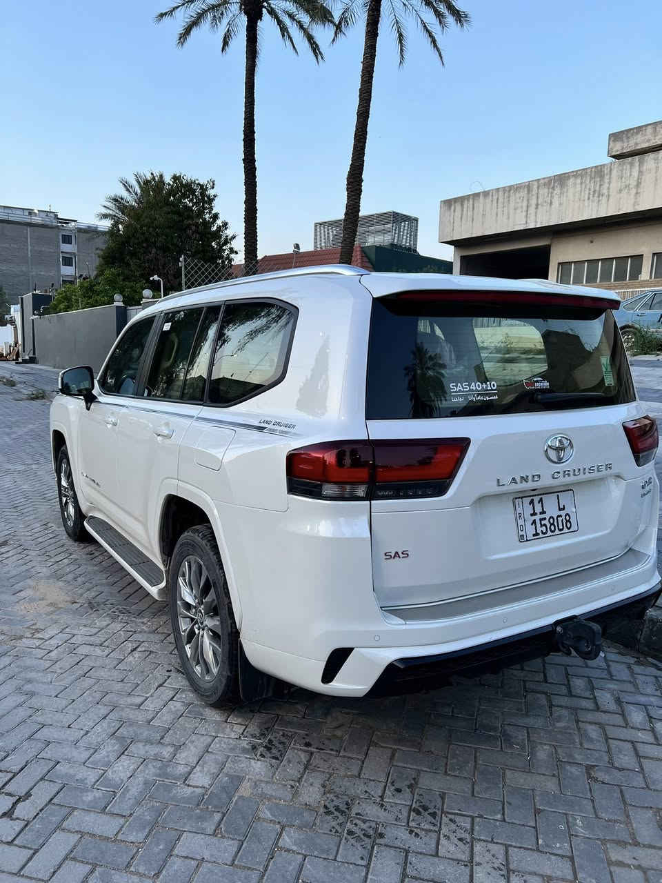 السلام عليكم لاندكروز 2024 ساز ماشية 16 الف مغلفة بالكامل ppf مكفولة من البارد والشخط والرصعة بدون اي ملاحظة مكان السيارة الكاظمية السعر 66,500$ هاتف ***********/***********
