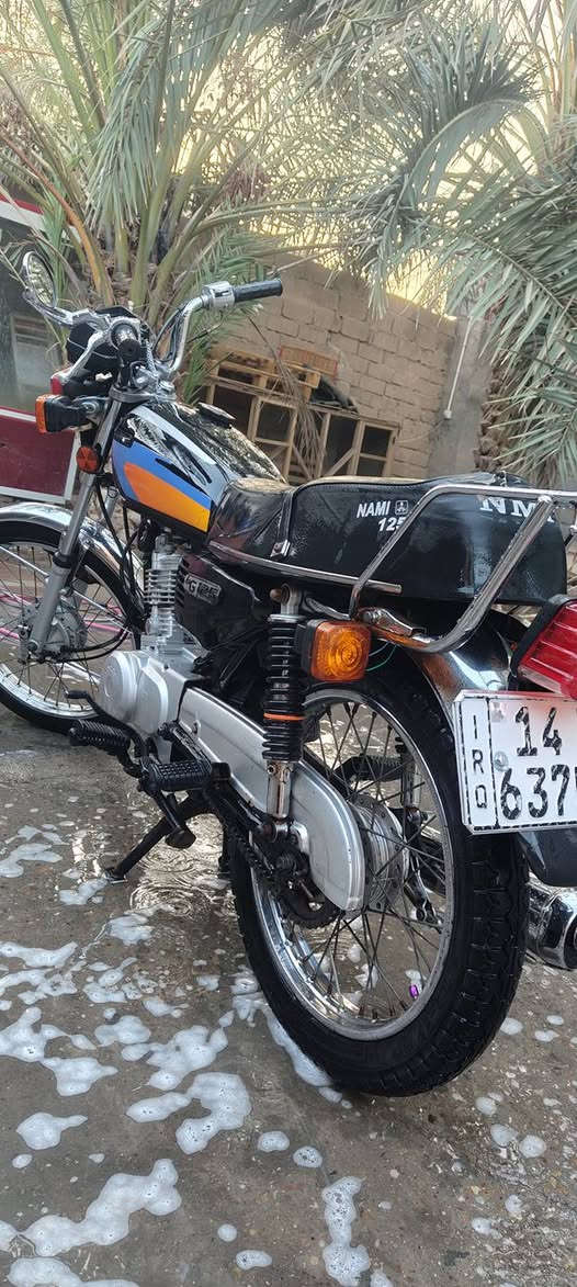 السلام وعليكم دراجه نامه مديل 20 الدراجه رقم وسنويه باسمي الرقم انكليزي السعر 1600 وبيها مجال قليل ما متواجد ع الخاص للتواصل *********** العنوان بصره ابو الخصيب
